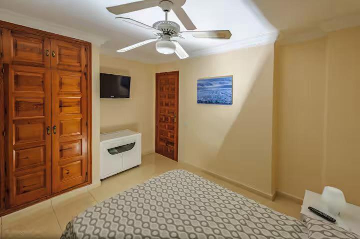 Apartment In Playa De Las Americas 1 客房 照片