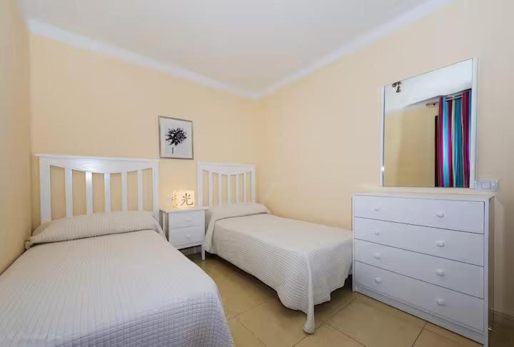 Apartment In Playa De Las Americas 1 客房 照片