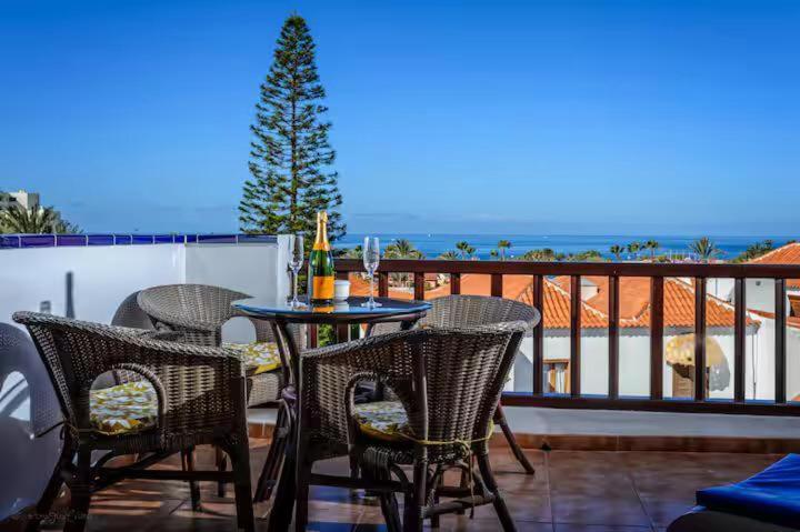 Apartment In Playa De Las Americas 1 外观 照片